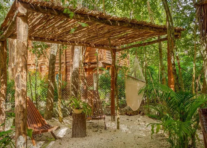 Madre Tierra Eco Habitat *